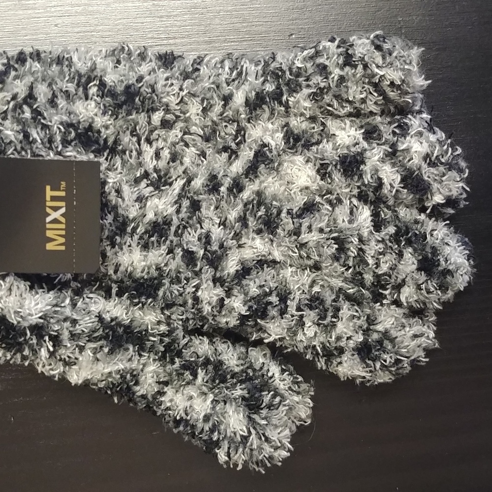 MIXIT Essentials Gloves